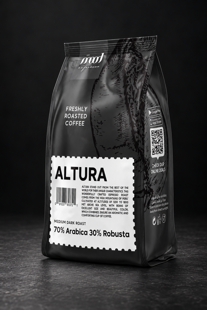 Altura 1 kg coffee beans in the current Mood Espresso packaging, photographed against charcoal.