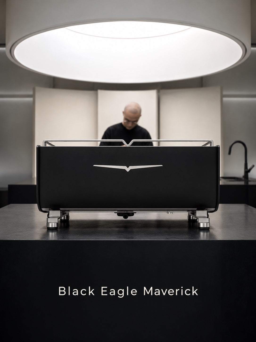 Victoria Arduino Black Eagle Maverick: Lifestyle rear view