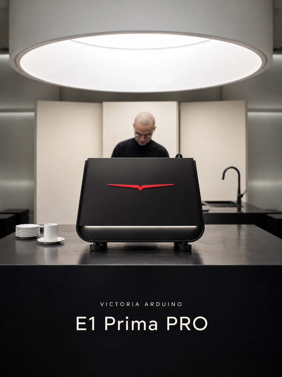 Victoria Arduino E1 Prima PRO: Lifestyle rear view 2