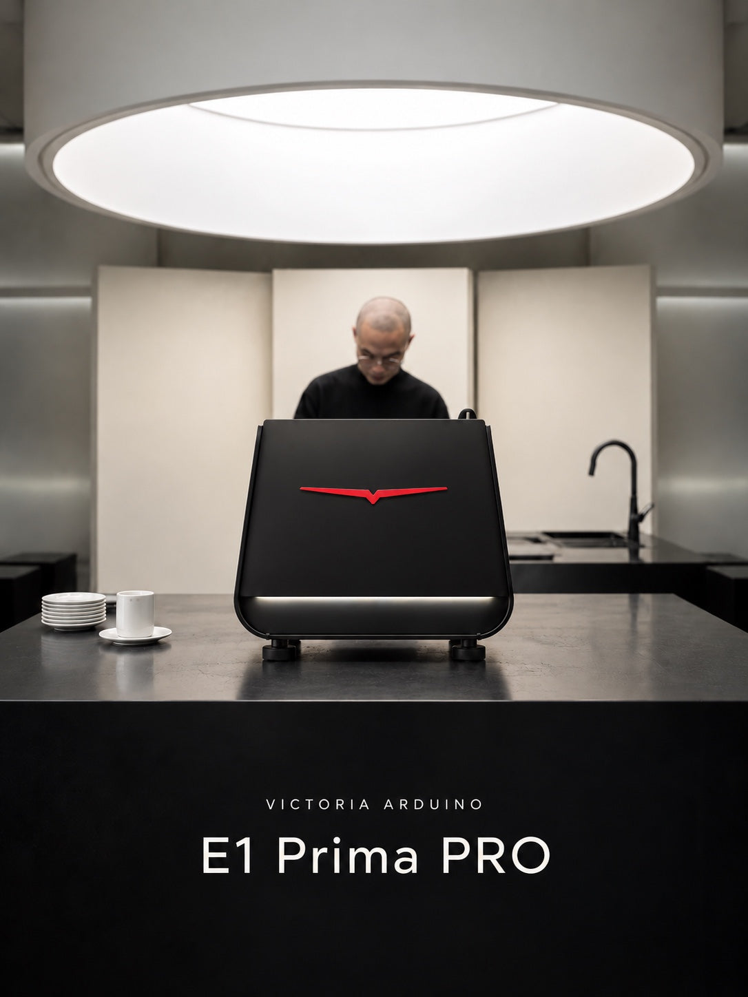 Victoria Arduino E1 Prima PRO: Lifestyle rear view 1