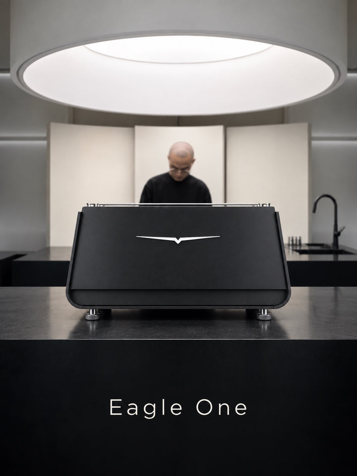 Victoria Arduino Eagle One: Lifestyle rear view